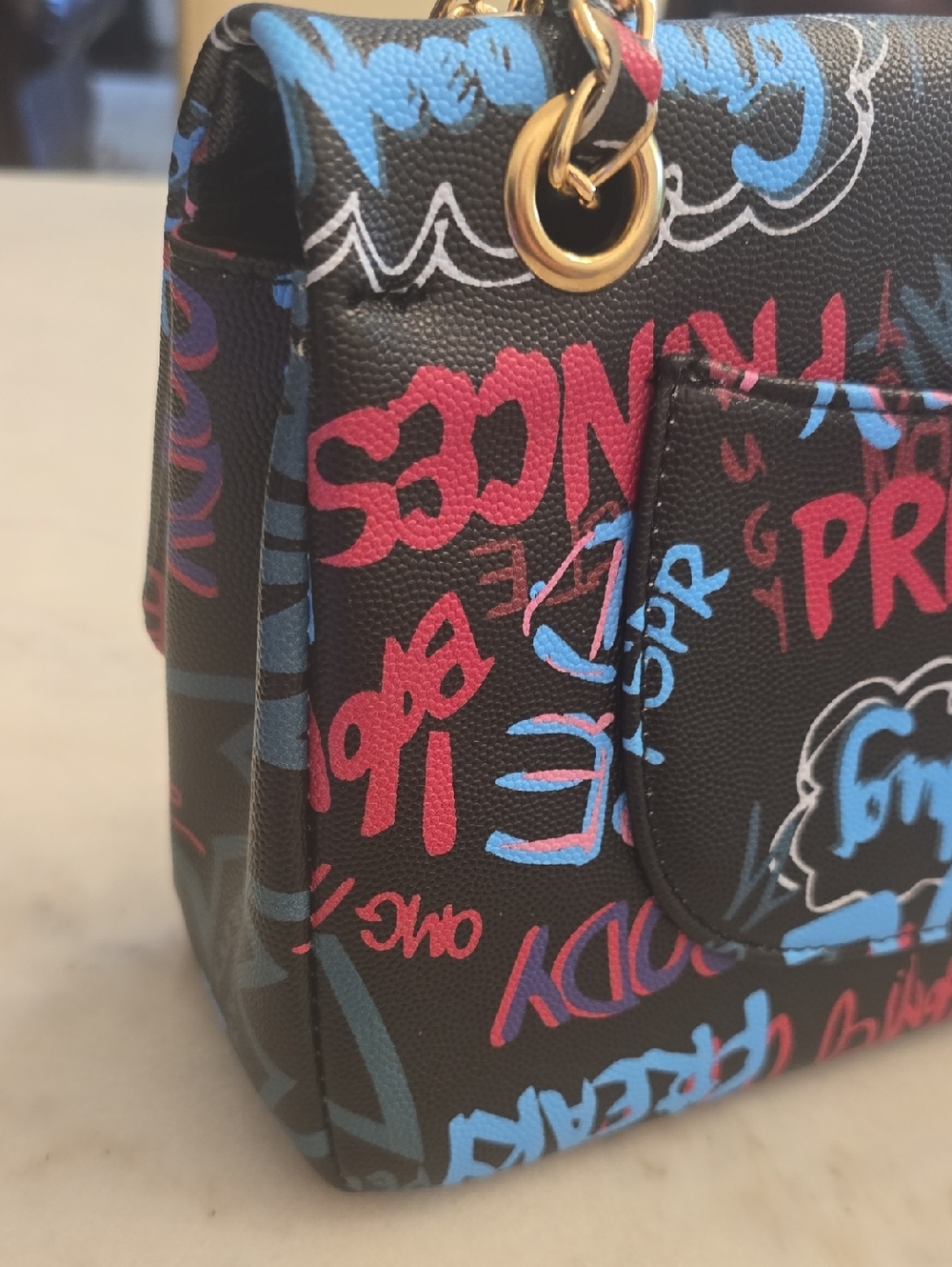 New! 3AM Forever Vegan Leather Graffiti Purse - Picture 4 of 13